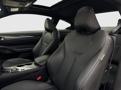 Used 2021 INFINITI Q60 3.0t Luxe w/ Cargo Package RWD image 15