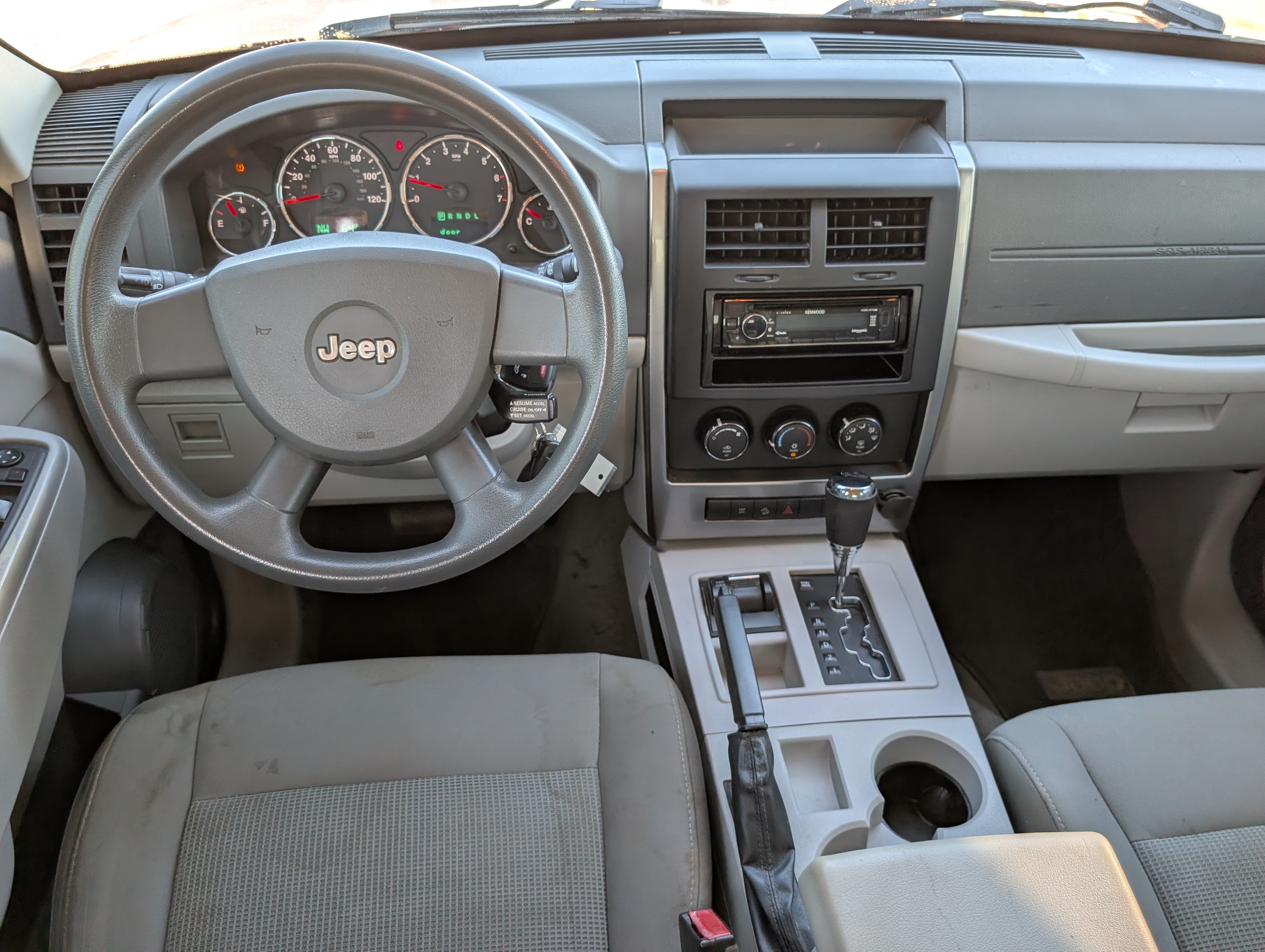 Used 2008 Jeep Liberty Sport w/ Popular Equipment Group AWD/4WD image 9