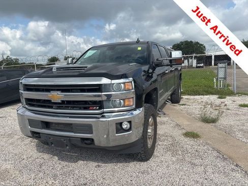 Used 2018 Chevrolet Silverado 3500 LTZ w/ Duramax Plus Package AWD/4WD image 3
