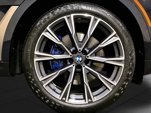 Used 2022 BMW X7 M50i w/ Executive Package AWD/4WD image 10