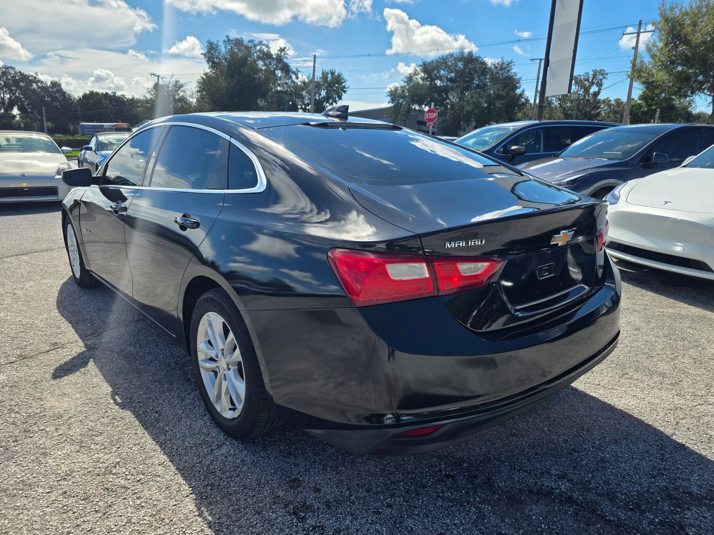 Used 2018 Chevrolet Malibu LT FWD image 5