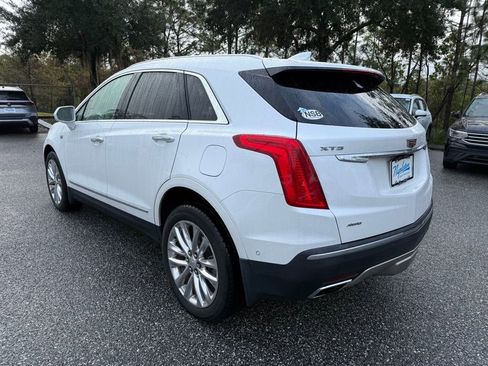 Used 2018 Cadillac XT5 Platinum w/ Driver Assist Package image 16