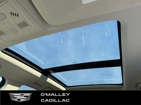 Certified 2023 Cadillac XT6 Premium Luxury w/ LPO, Floor Liner Package AWD/4WD image 23