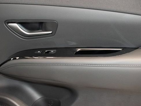 Used 2022 Hyundai Tucson Limited AWD/4WD image 13