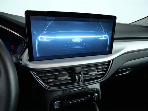 Used 2025 Ford Escape Platinum w/ Premium Technology Package image 19