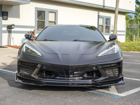 Used 2022 Chevrolet Corvette Stingray Premium Cpe w/ Z51 Performance Package RWD image 2
