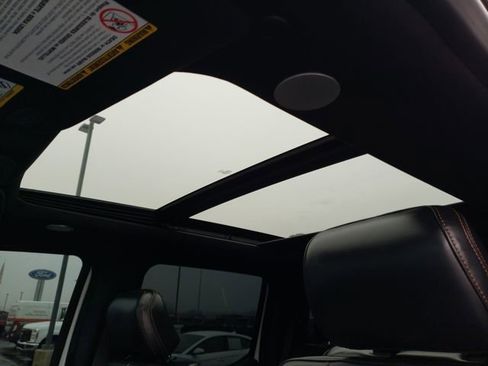 Used 2024 Ford F350 Platinum image 29