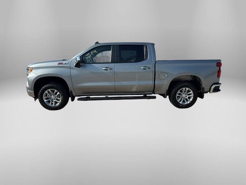 Used 2023 Chevrolet Silverado 1500 LT w/ Z71 Off-Road Package AWD/4WD image 2