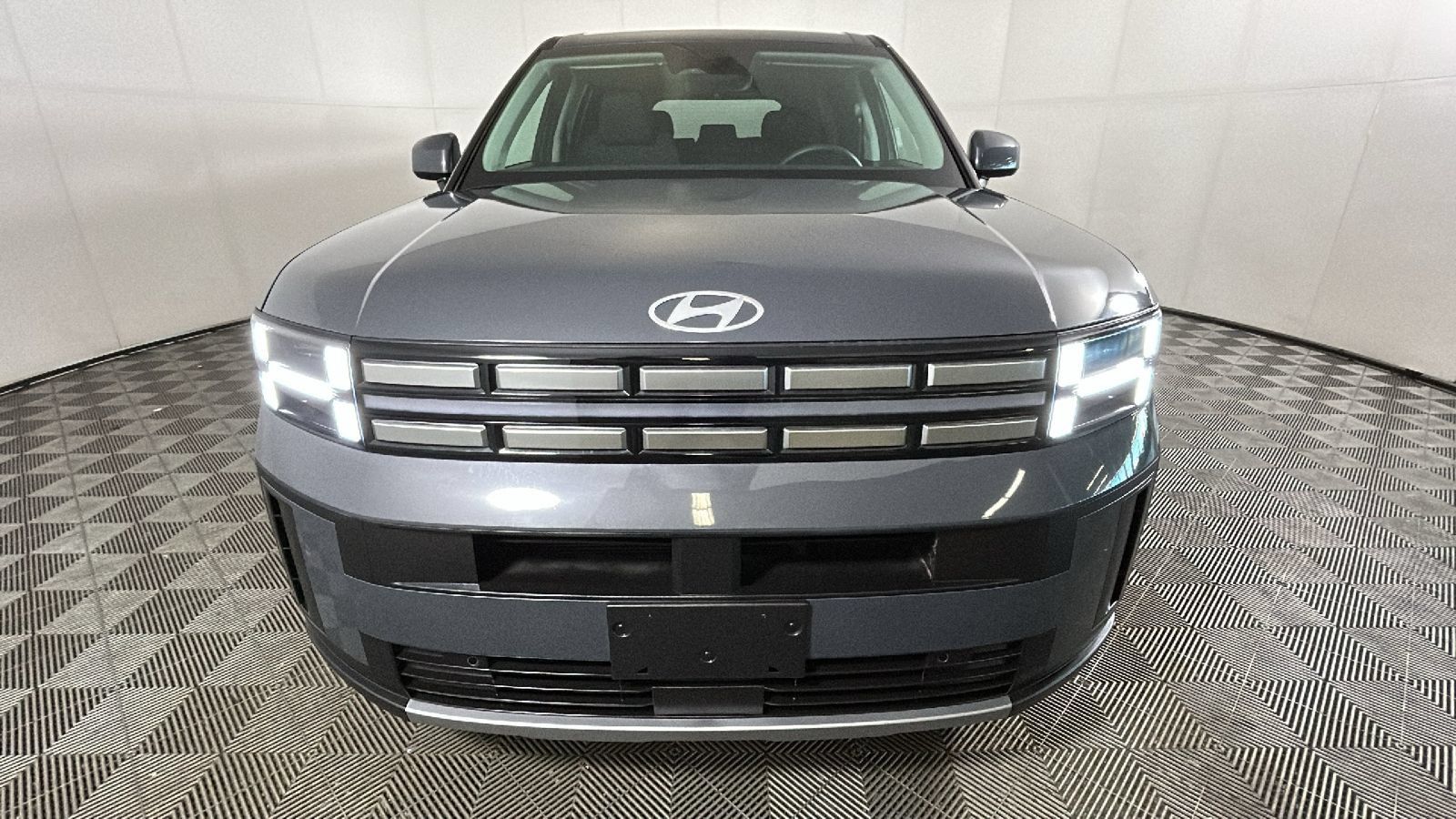Used 2026 Hyundai Santa Fe SE FWD image 9