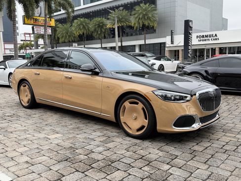 Used 2023 Mercedes-Benz Maybach S 680 Maybach S 680 Virgil Abloh Edi image 7