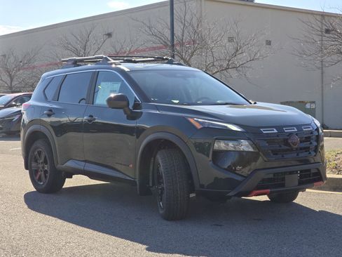 New 2026 Nissan Rogue SV image 12