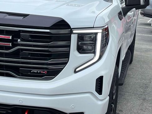 New 2026 GMC Sierra 1500 AT4 w/ AT4 Premium Package AWD/4WD image 9