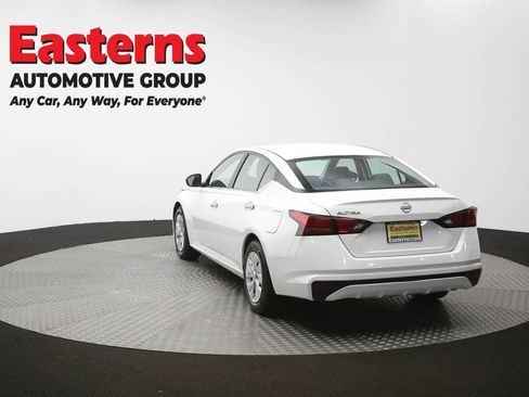 Used 2024 Nissan Altima 2.5 S FWD image 37