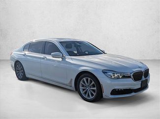 Used 2018 BMW 740i xDrive 740i xDrive video 3