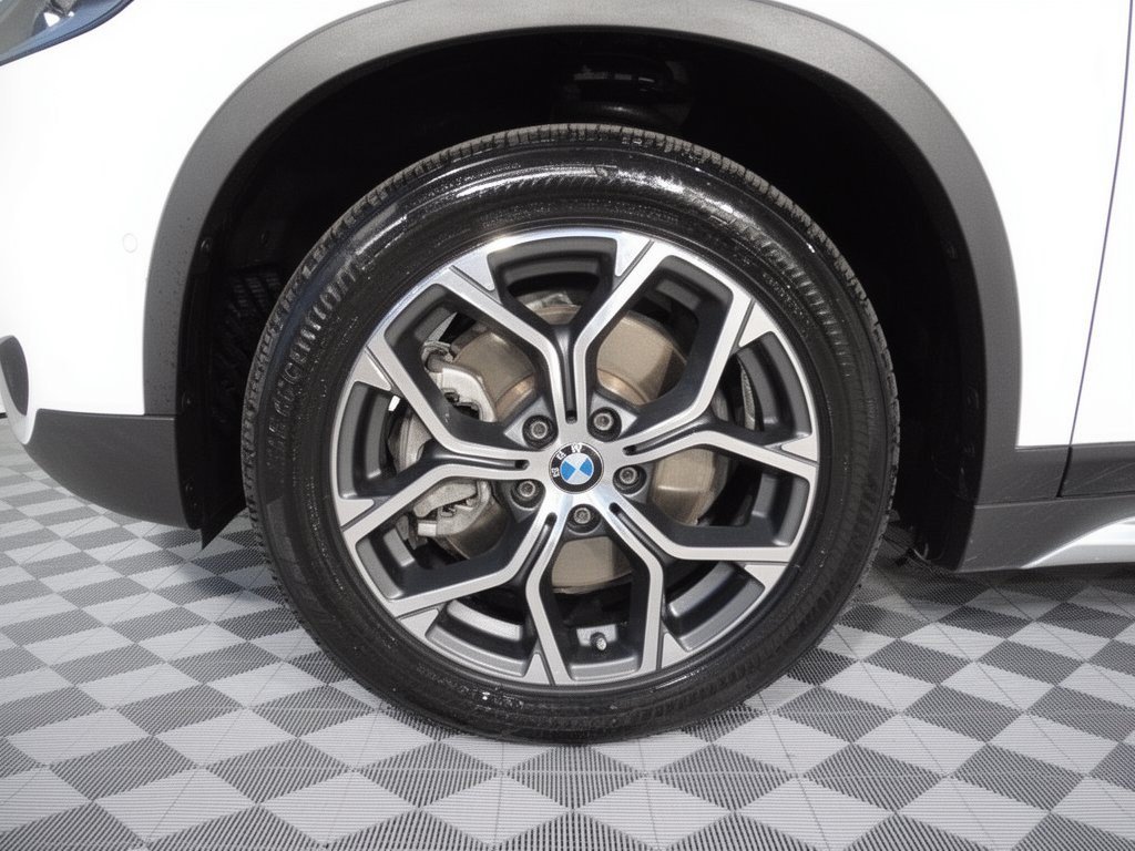 Used 2021 BMW X1 sDrive28i w/ Convenience Package FWD image 13