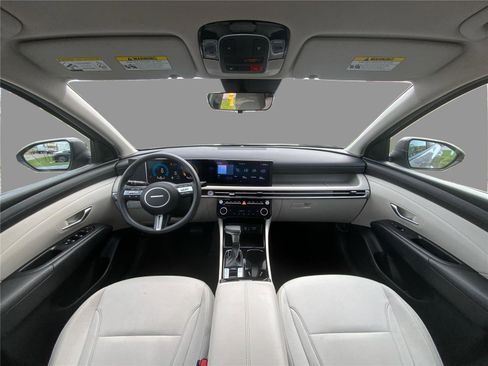 Used 2025 Hyundai Tucson SEL image 21