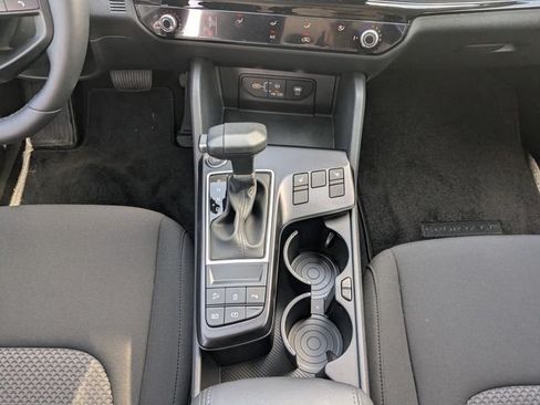 New 2026 Kia Sportage LX w/ LX Convenience Package FWD image 21