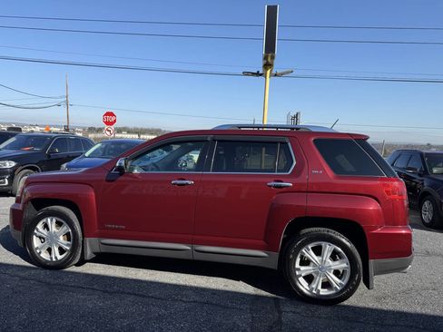 Used 2017 GMC Terrain SLT w/ Open Road Package image 8