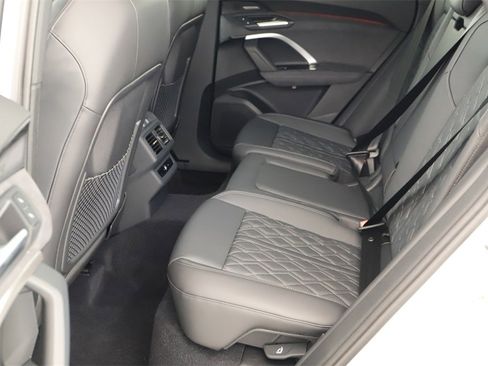 New 2025 Audi SQ5 Premium Plus image 27