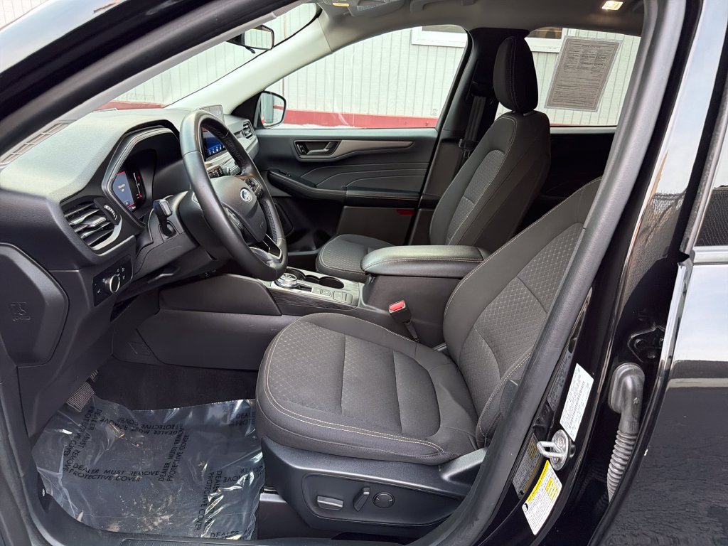Used 2024 Ford Escape Active FWD image 10
