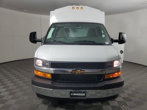 New 2026 Chevrolet Express 3500 w/ Power Convenience Package RWD image 9