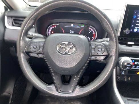 Used 2024 Toyota RAV4 XLE image 17