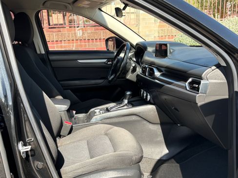 Used 2020 MAZDA CX-5 Sport FWD image 11