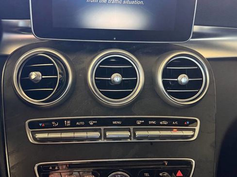 Used 2015 Mercedes-Benz C 300 4MATIC Sedan image 36