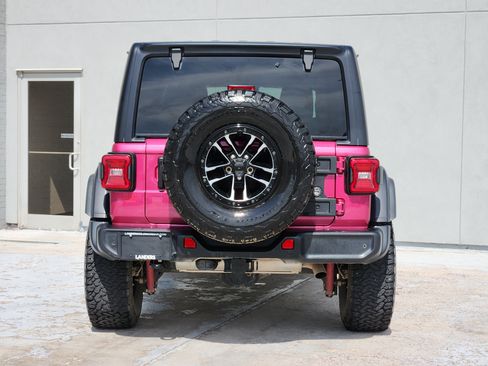 Used 2024 Jeep Wrangler Unlimited Sport AWD/4WD image 7