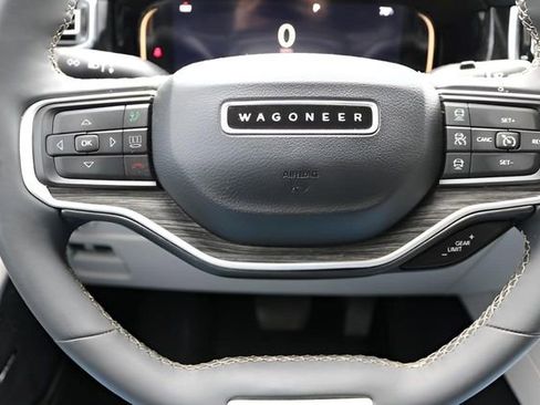 Used 2022 Jeep Wagoneer Series III image 19
