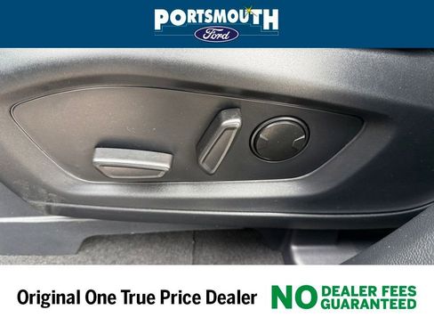 New 2026 Ford Explorer Active w/ Active Comfort Package image 28