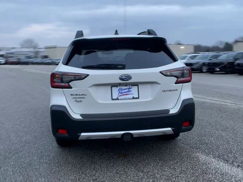 Used 2025 Subaru Outback Limited image 8