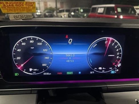 Used 2024 Mercedes-Benz GLE 450e 4MATIC image 16