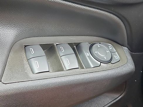 Used 2023 Chevrolet Equinox LT FWD image 29