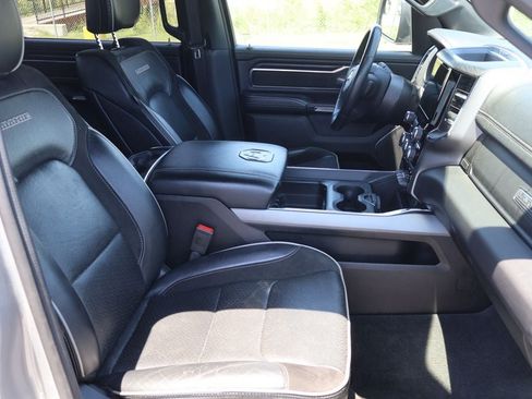 Used 2024 RAM 1500 Laramie RWD image 16