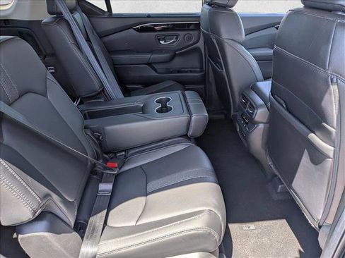 Used 2024 Honda Pilot Touring image 26