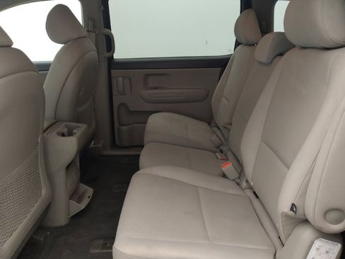 Used 2016 Kia Sedona LX FWD image 18