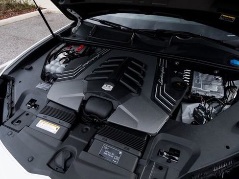 Used 2024 Lamborghini Urus Performante image 37