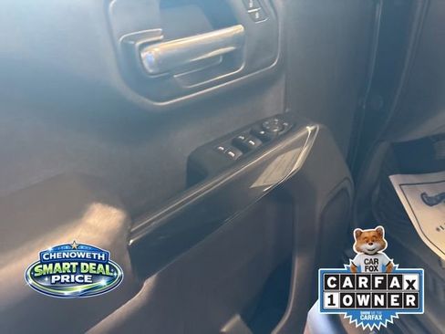 Used 2025 Chevrolet Silverado 1500 Custom Trail Boss w/ Midnight Edition AWD/4WD image 8