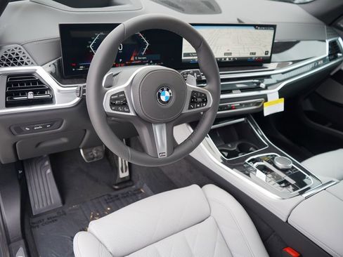 New 2026 BMW X5 sDrive40i w/ M Sport Package image 12