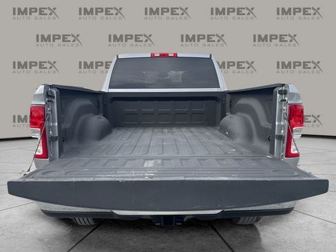 Used 2024 RAM 2500 Big Horn w/ Bed Utility Group image 27