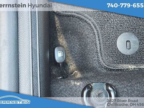Used 2024 Kia Seltos LX AWD/4WD image 16