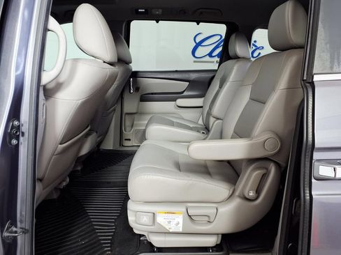 Used 2016 Honda Odyssey EX-L image 8