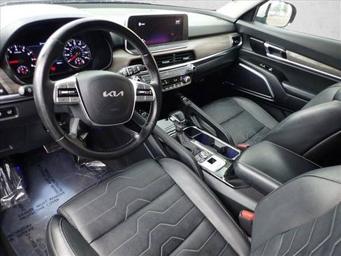Used 2022 Kia Telluride SX w/ SX Prestige Package AWD/4WD image 11
