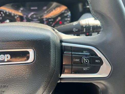 Used 2022 Jeep Compass Latitude AWD/4WD image 21