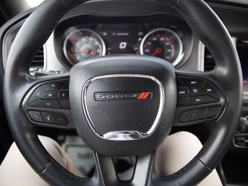 Used 2023 Dodge Charger SXT AWD/4WD image 5
