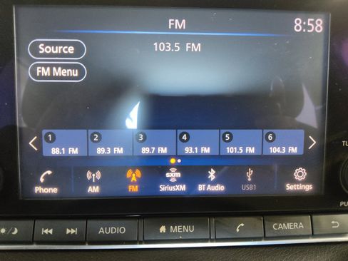 Used 2020 Nissan Sentra SV FWD image 25