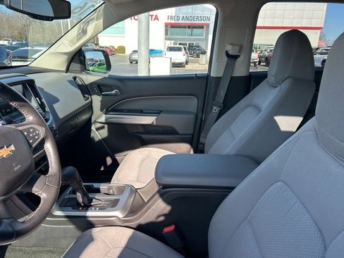 Used 2016 Chevrolet Colorado LT w/ LT Convenience Package image 2