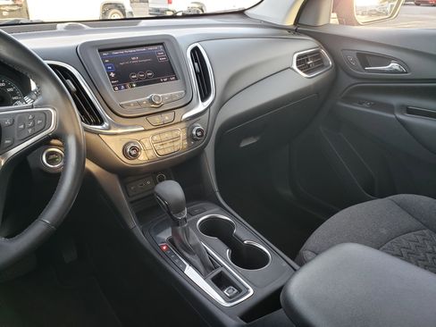 Used 2022 Chevrolet Equinox LT w/ Driver Convenience Package image 20