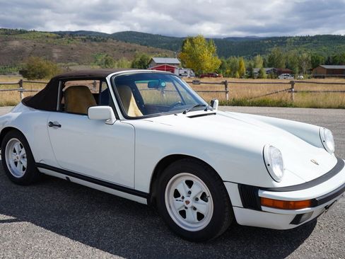 Used 1987 Porsche 911 Carrera image 32